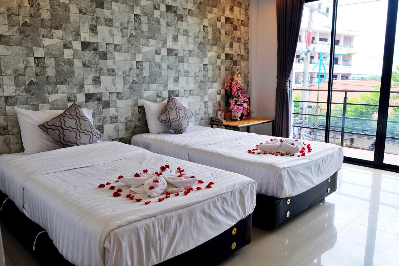 Hotel Royal Nine Kanchanaburi Esterno foto