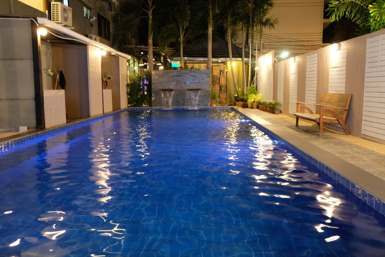 Hotel Royal Nine Kanchanaburi Esterno foto