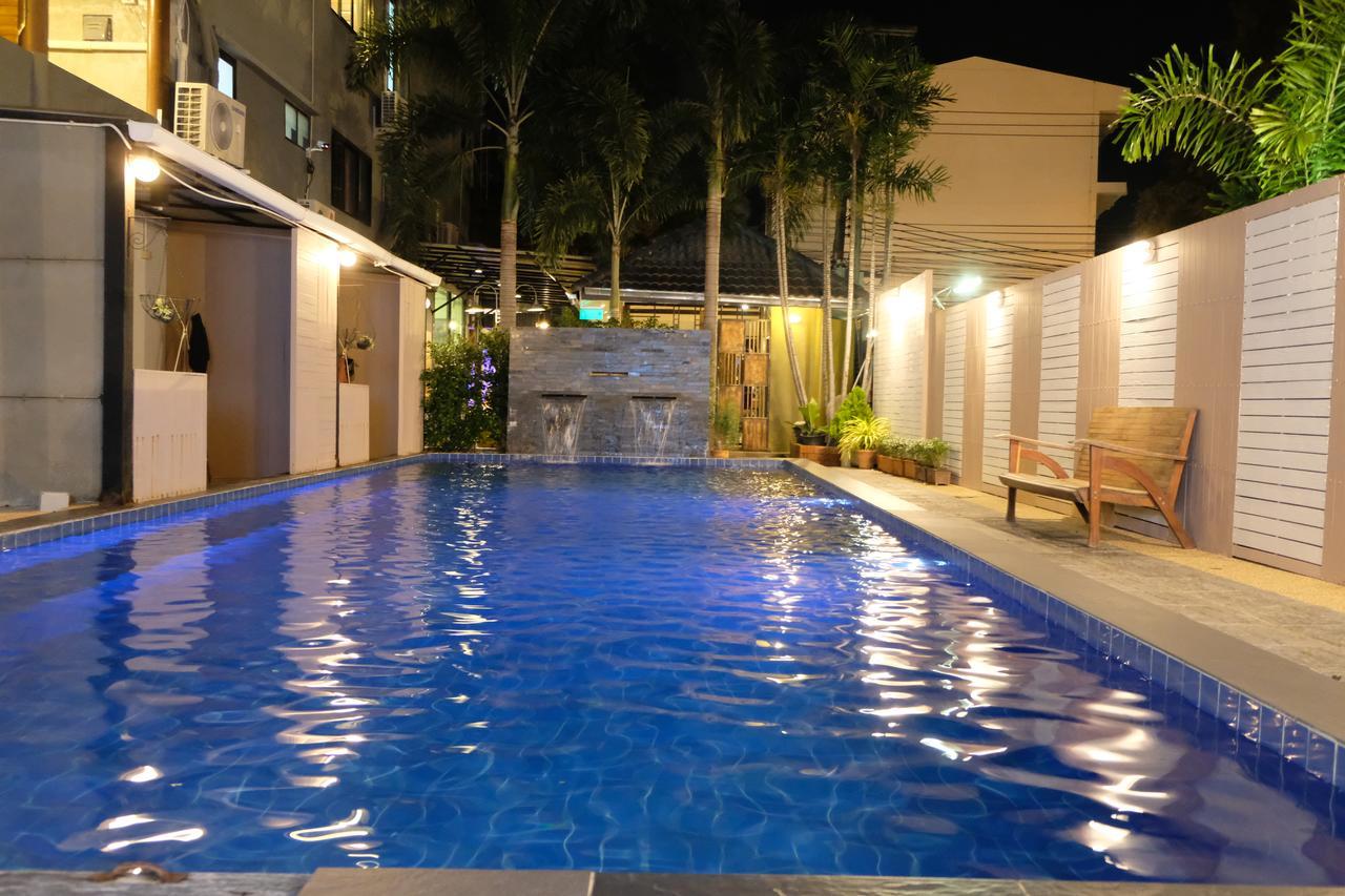 Hotel Royal Nine Kanchanaburi Esterno foto
