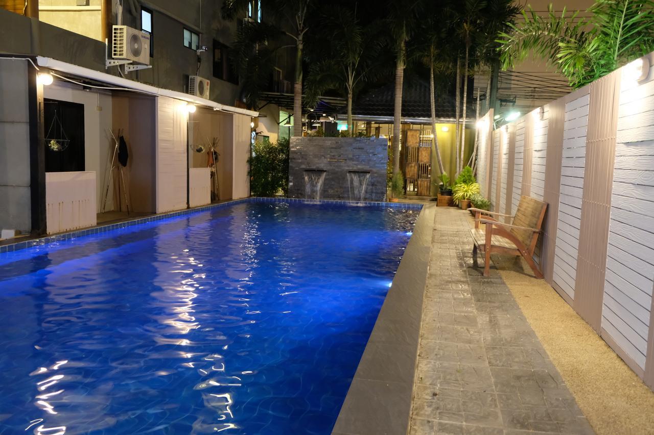 Hotel Royal Nine Kanchanaburi Esterno foto