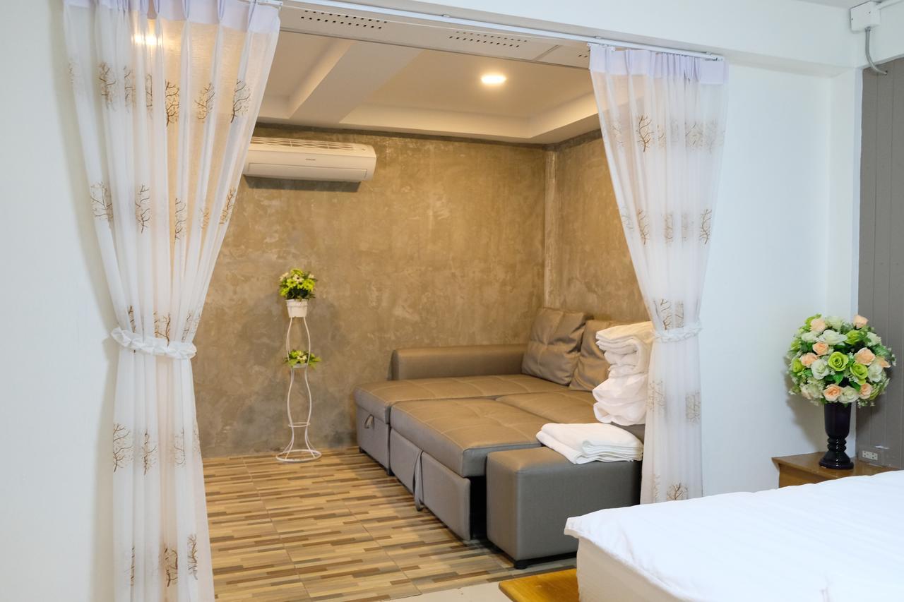 Hotel Royal Nine Kanchanaburi Esterno foto