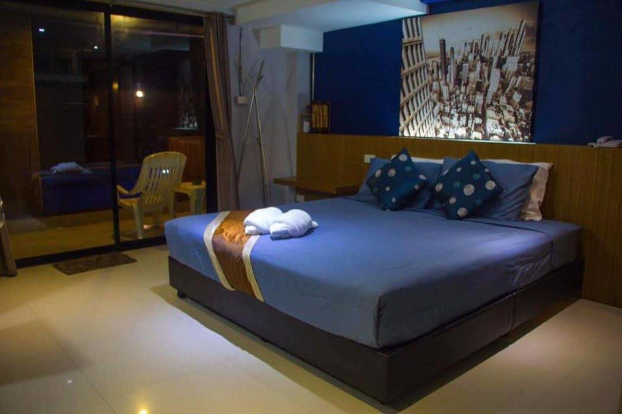 Hotel Royal Nine Kanchanaburi Esterno foto